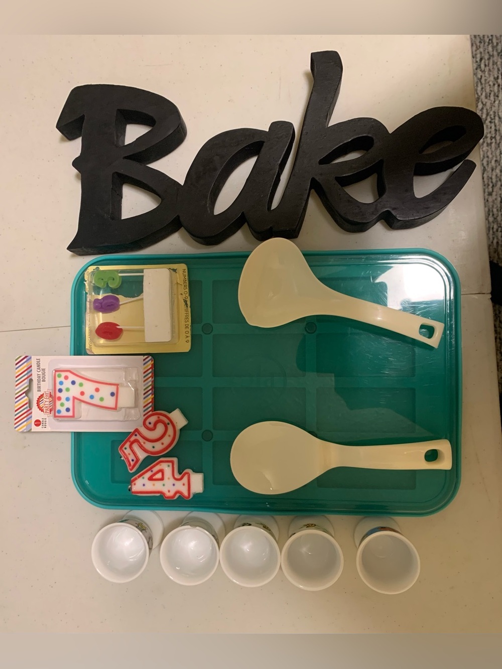 Cute kitchen lot!